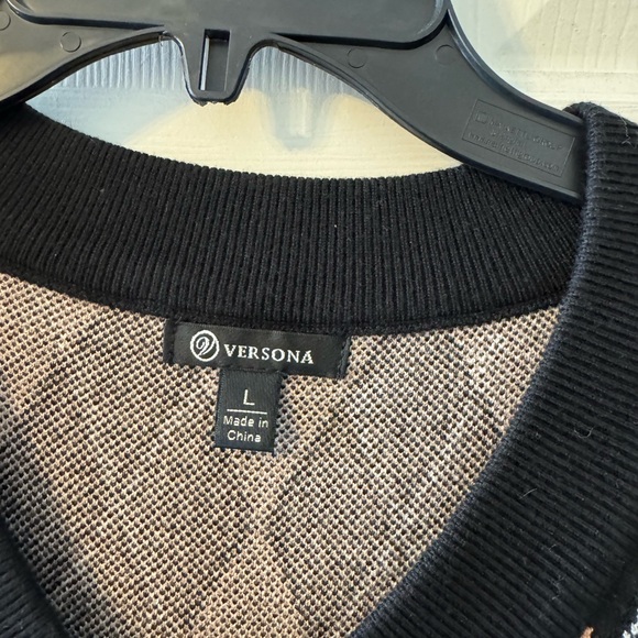 Versona Black and Tan V-Neck Argyle Sweater - Picture 3 of 5